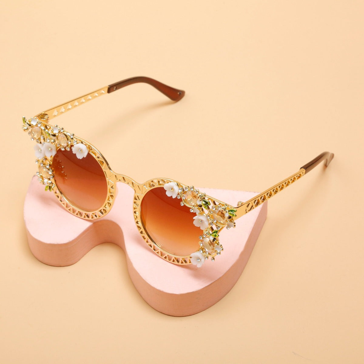 Rococo floral sunglasses