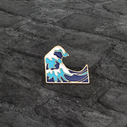 The great wave of kanagawa enamel pin