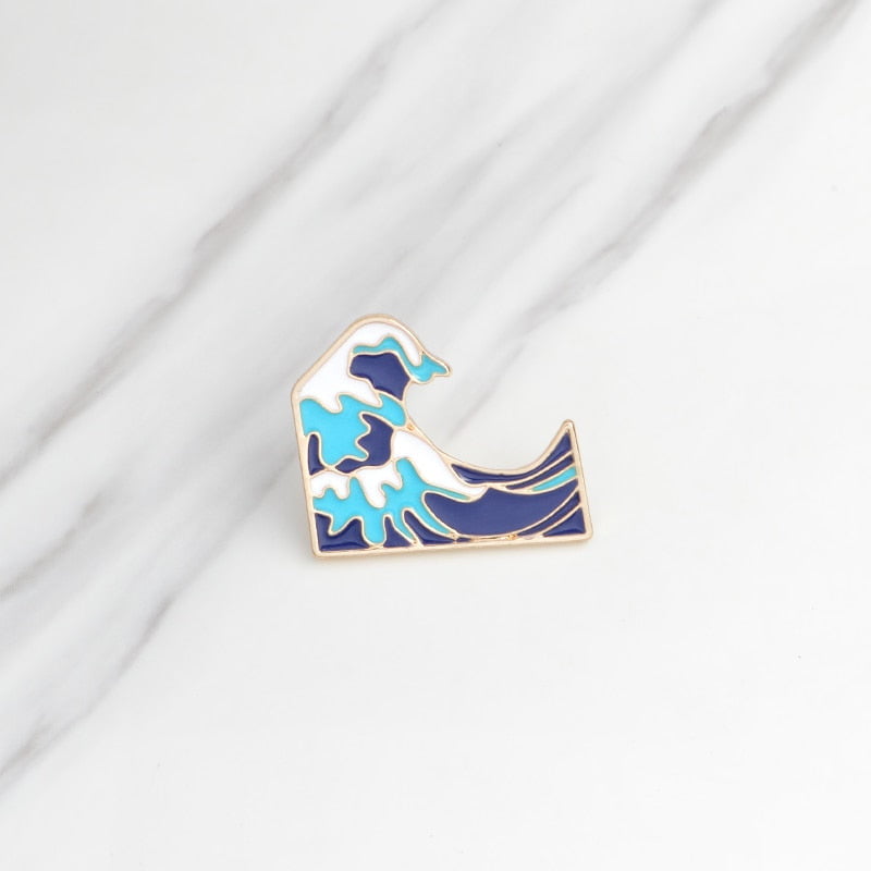 The great wave of kanagawa enamel pin